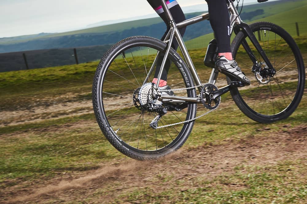 Our Guide To Changing A Tyre On A Road Bike