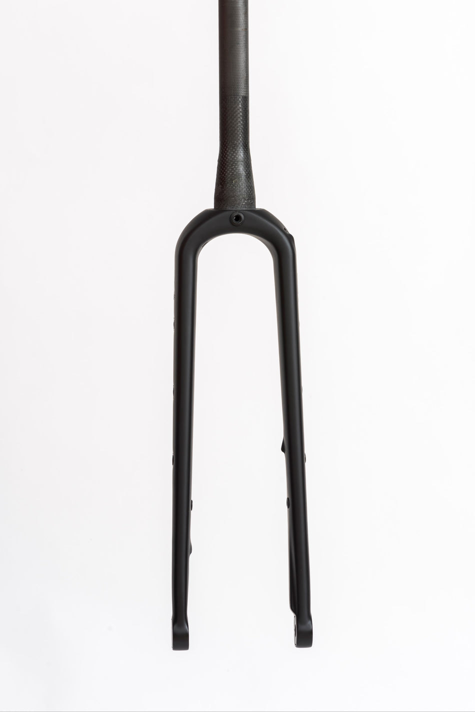 Reilly carbon adventure fork side on against white background